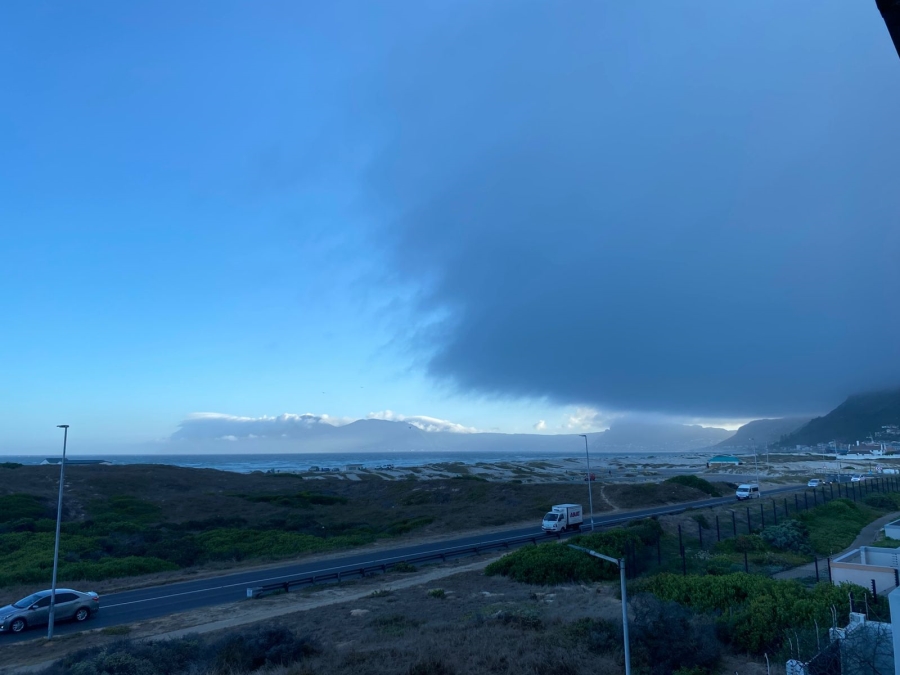 To Let 3 Bedroom Property for Rent in Muizenberg Western Cape